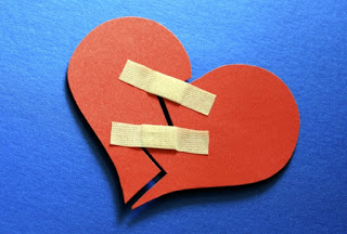 Cara mengobati sakit hati karena putus cinta