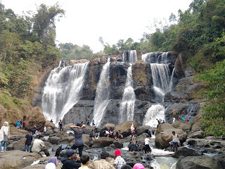 Curug Malela Wisata Air Terjun di Bandung Barat Curug Malela Wisata Air Terjun di Bandung Barat