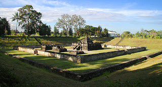 Candi Sambisari di Jogja / Yogyakarta