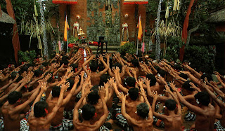 Tari Kecak Desa Batubulan pulau Bali Tari Kecak Desa Batubulan pulau Bali