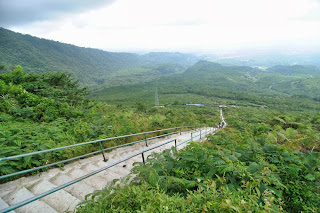 Gunung Galunggung di Kabupaten Tasikmalaya Gunung Galunggung di Kabupaten Tasikmalaya
