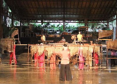 Saung Angklung Udjo Saung Angklung Udjo
